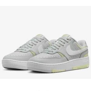 Nike Gamma Force Sneakers in Light silver/White/Life lime Size 6.5